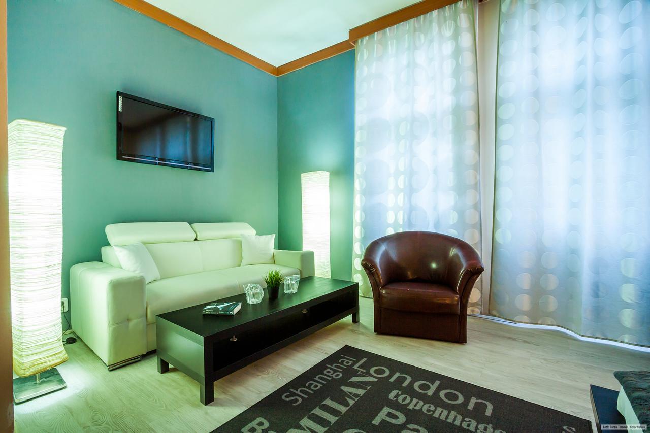 Szilagyi Hotel&Restaurant Gheorgheni  ภายนอก รูปภาพ